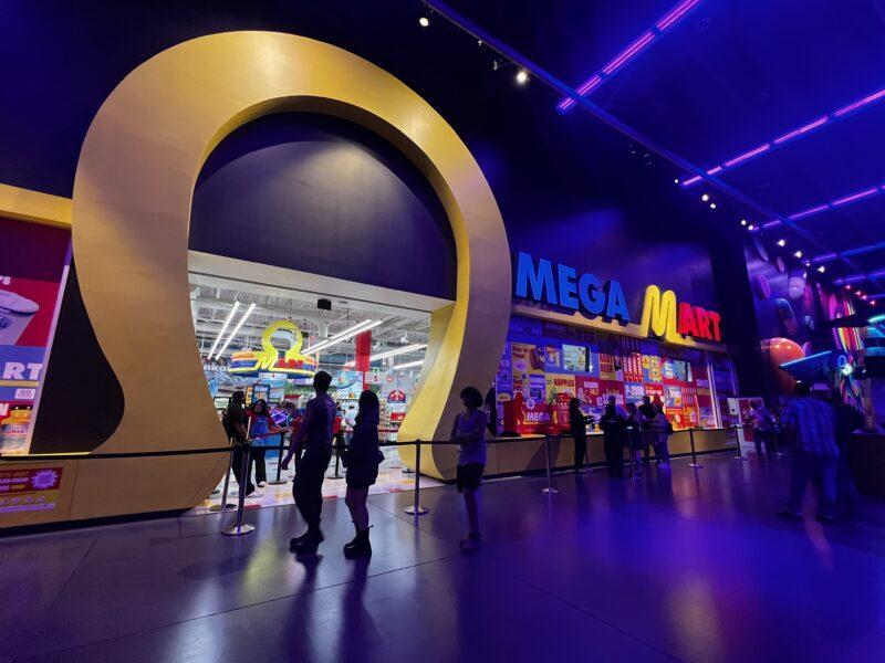 Entrance to Omega Mart in Las Vegas