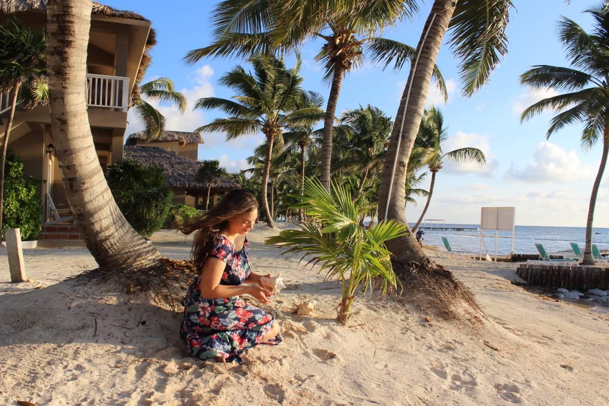 My Stay at The Sapphire Beach Resort in Ambergris Caye, Belize  