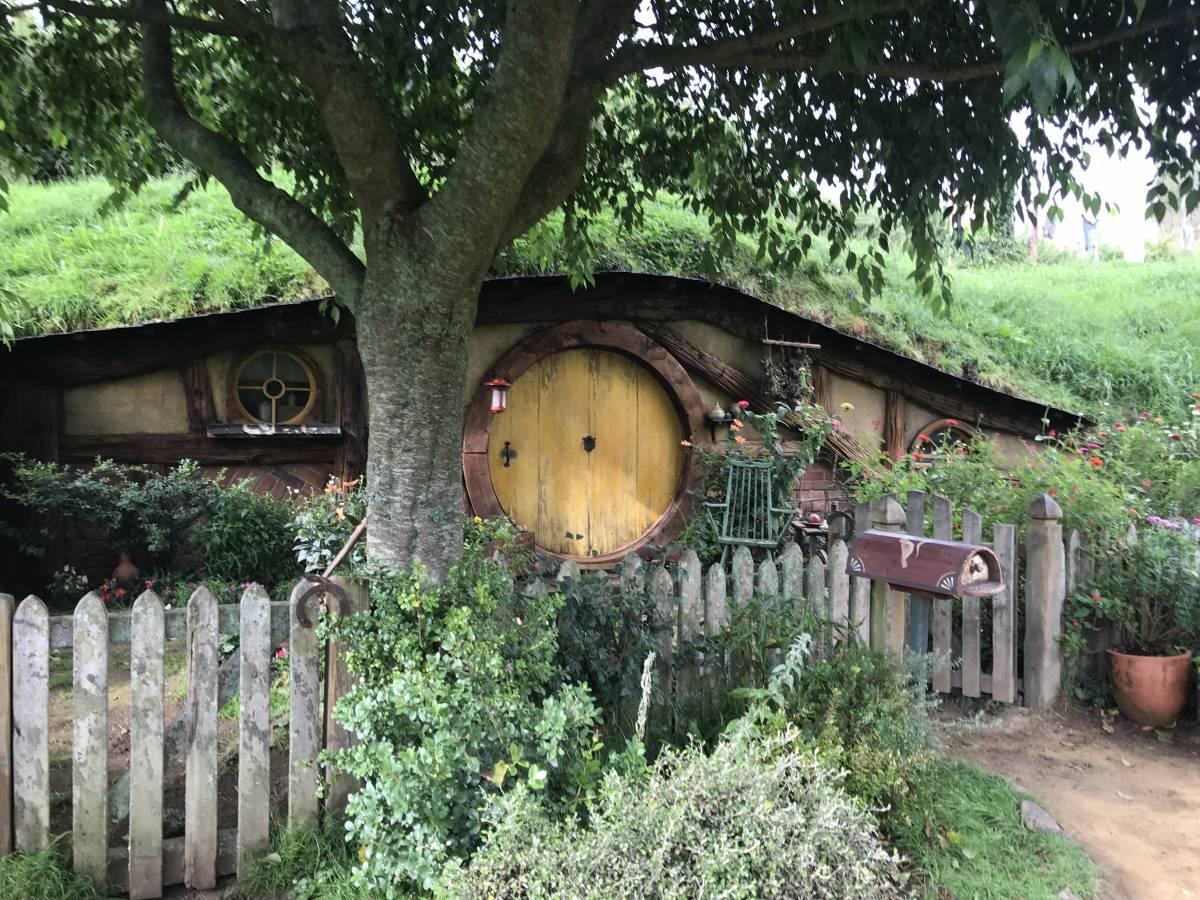 How to Visit Hobbiton Village in New Zealand, the Lord of the Rings Movie Set