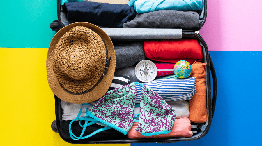 Open luggage 